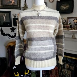 Vintage icelandic wool sweater